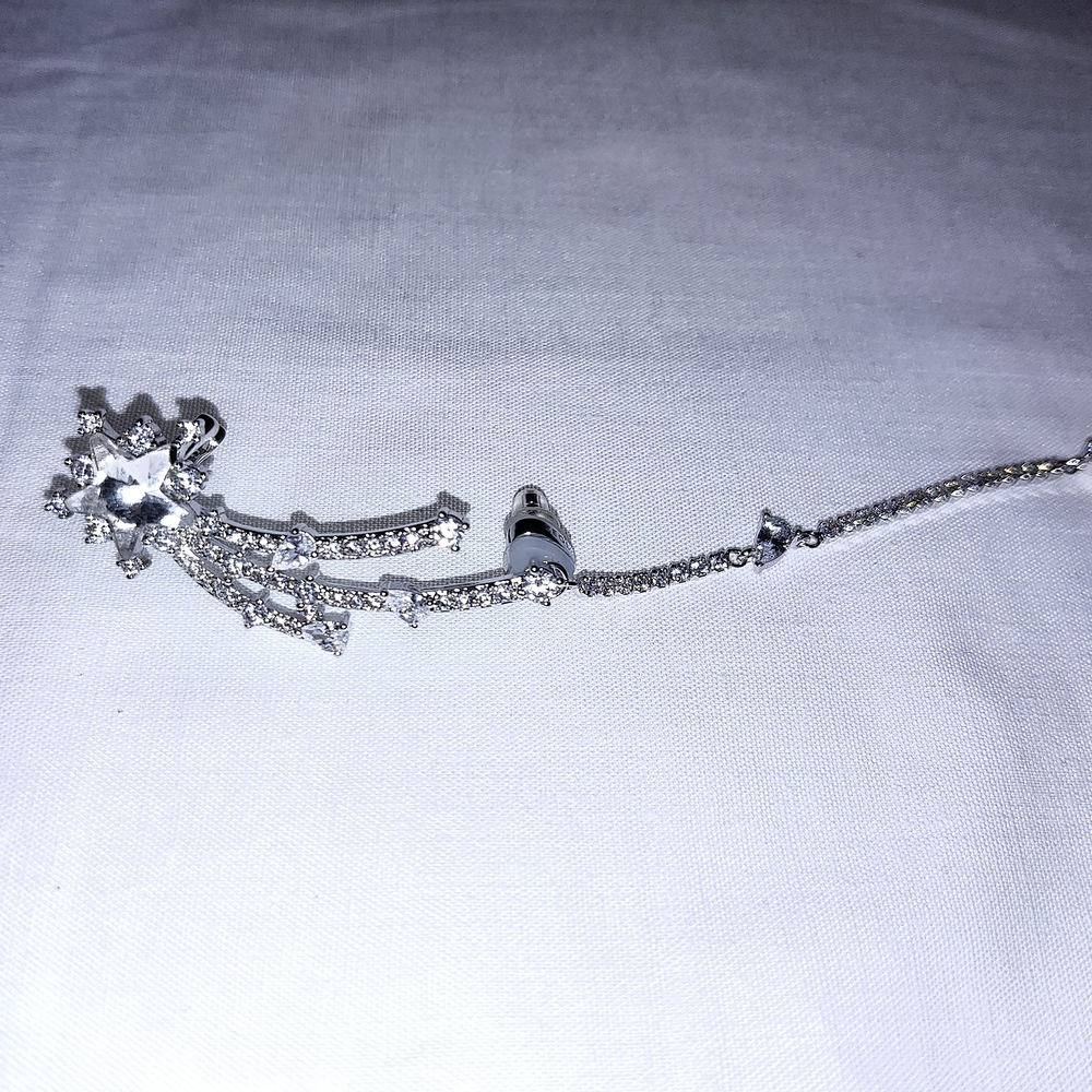 Elegant Silver Starburst Ear Cuff